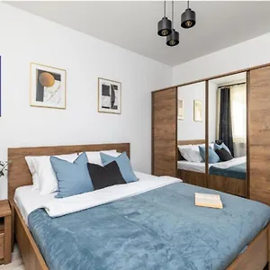 Superapart Zielone Zacisze 1, Your Cozy Getaway In , Warszawa Polska